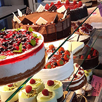 vitrina-s-dorty-2-200px.jpg, 85kB